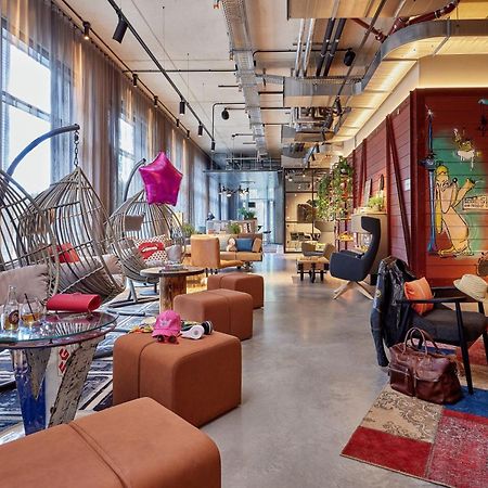Moxy Cologne Muelheim Hotel Ngoại thất bức ảnh